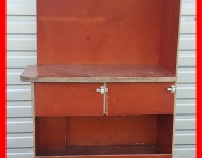 Nr 307<br />
Półka , biurko  uniwersalna drewniana.<br />
Wymiary:<br />
Dł - 93 cm<br />
Wys...